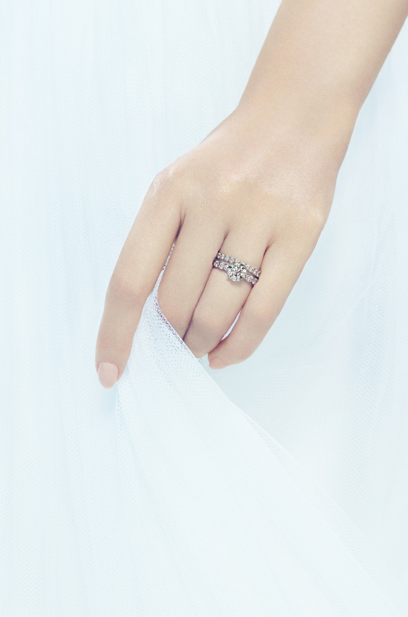 婚約指輪（エンゲージメントリング） | TASAKI（タサキ）公式サイト